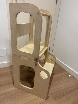Torre de aprendizaje madera convertible en pupitre