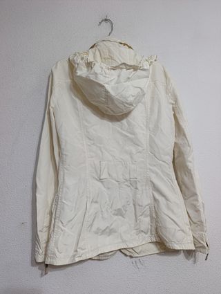 CHAQUETA CORTAVIENTOS ZARA