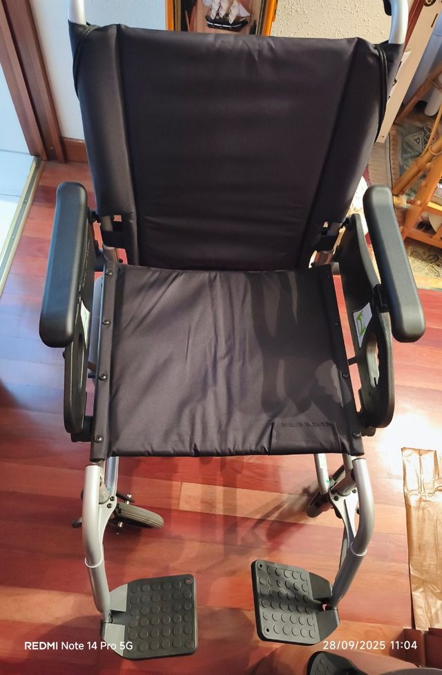Silla de ruedas Dromos + Chubasquero+Andador.