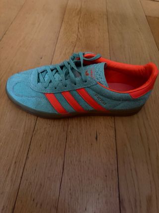 Zapatillas Adidas Gazelle Naranja y Verde Azulado