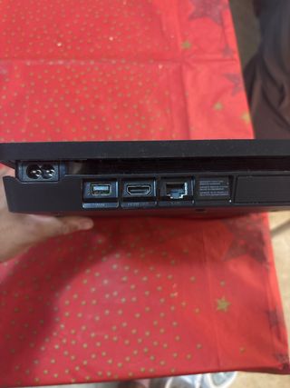 PS4 (Playstation 4) Negra Personalizada