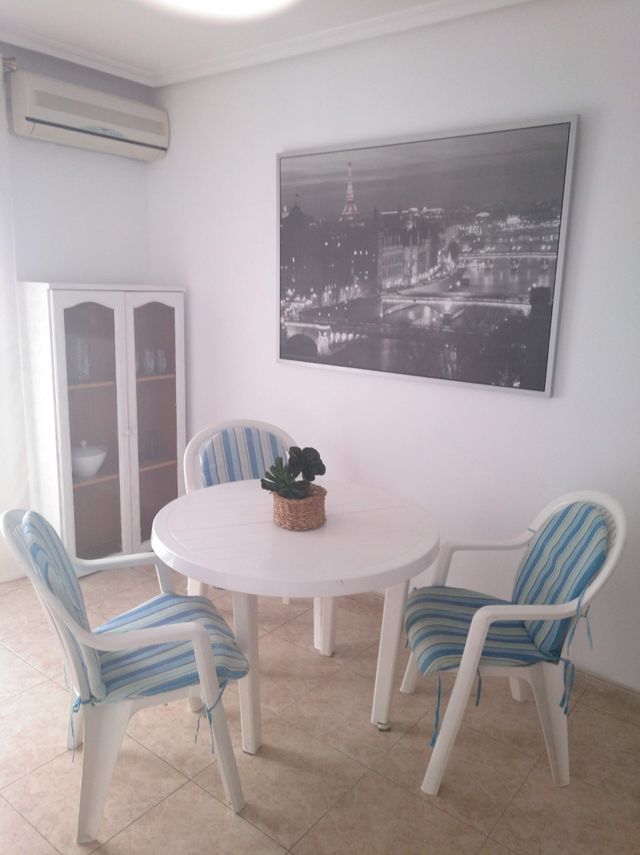 Mesa y 4 Sillas Terraza Plástico