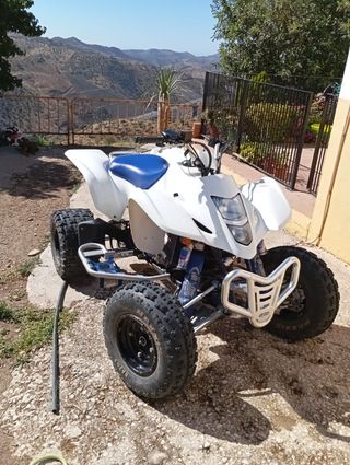 Quad Suzuki 400