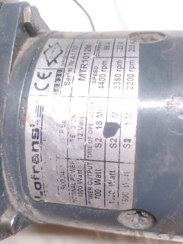 Molinete eléctrico para barco