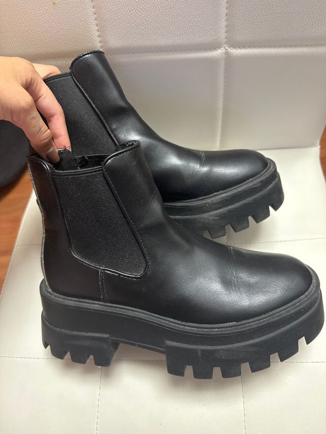 Botines negros plataforma talla 36