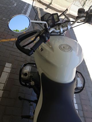BMW R1200R Muy nueva