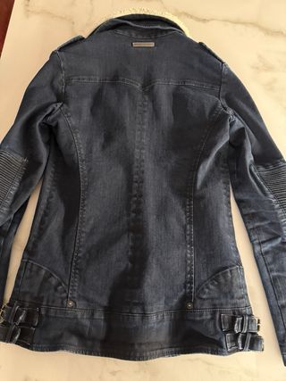 Giubbotto jeans lungo sagomato