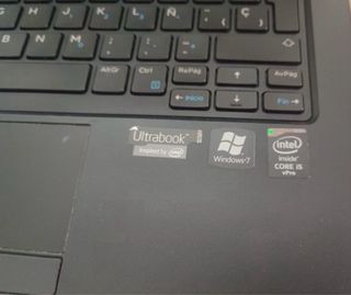 DELL Latitude E7250 - para Piezas o Reparación