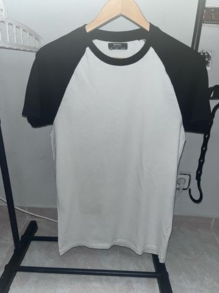 Camiseta Bershka Manga Raglán Talla M