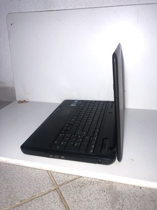 Toshiba Satellite C660 Portátil Negro
