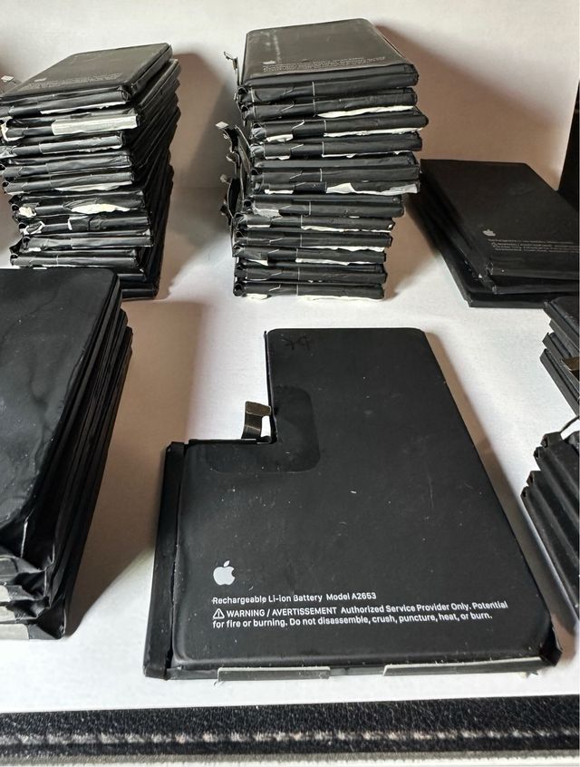 Confezione da 50 batterie originali per iPhone