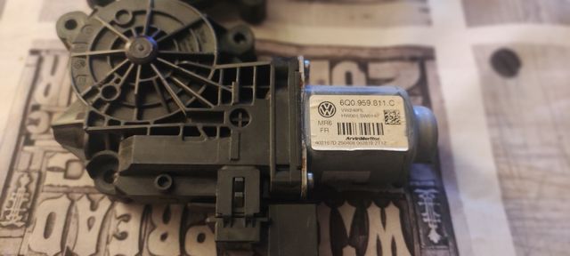 Motor elevalunas VW 6Q0.959.811.C