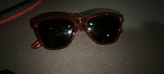 Gafas infantil Munich, rojo. Com funda y paño. 
