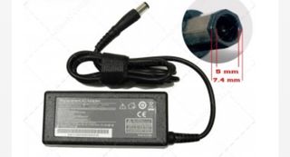 Caricabatterie Dell con punta ottagonale da 7,4 mm