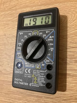 Multímetro digital – NUEVO sin usar