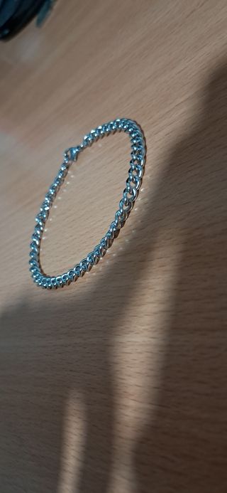 Pulsera de acero inoxidable plateada