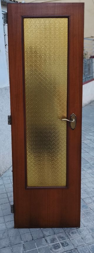 Puerta doble madera con cristal