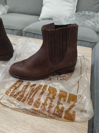 Botines camperos marrones Ramirez
