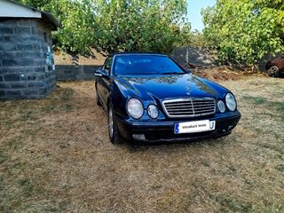 Mercedes-Benz  CLK 2001