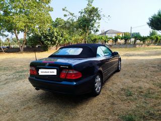 Mercedes-Benz  CLK 2001