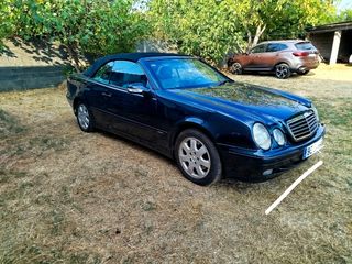 Mercedes-Benz  CLK 2001