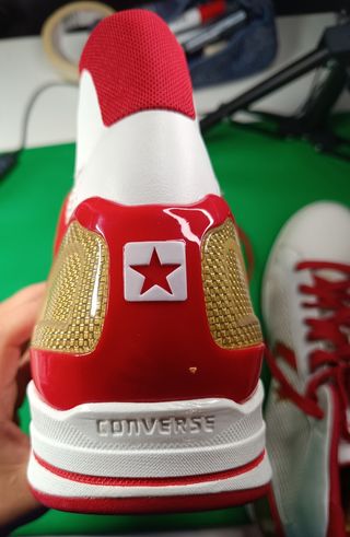 Converse Edición Limitada Blancas y Rojas