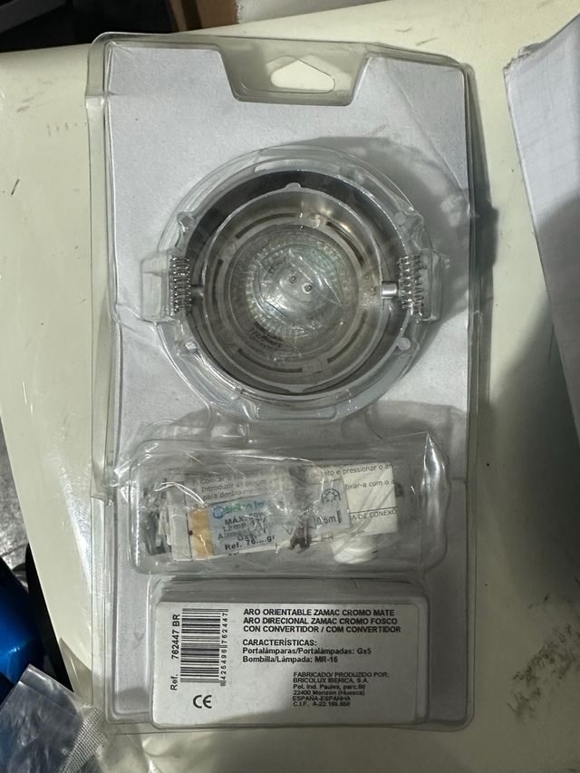 HALÓGENO EMPOTRABLE ORIENTABLE