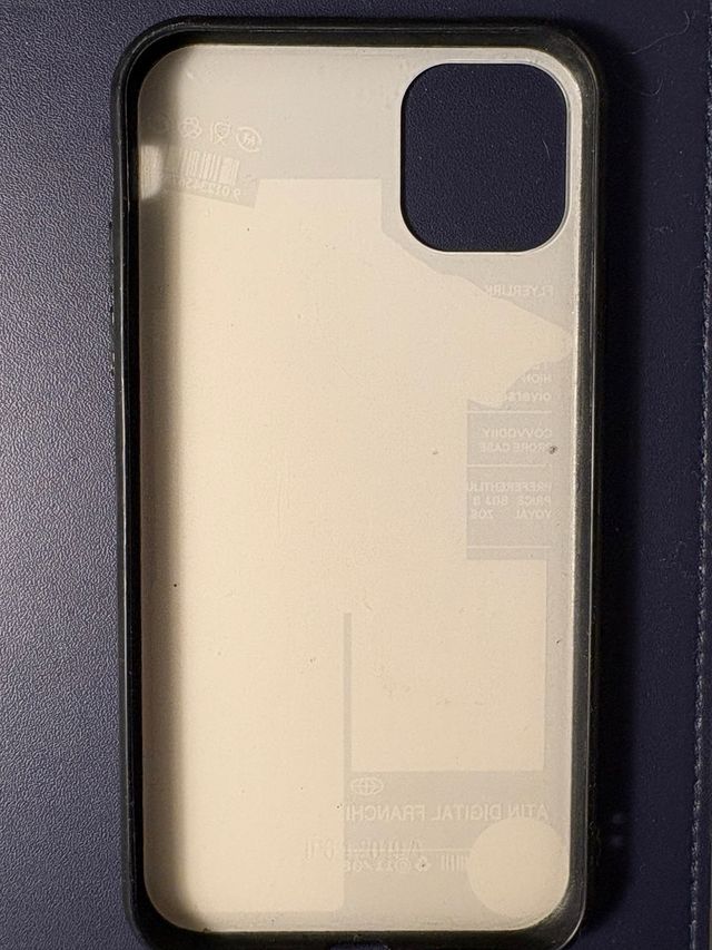 Cover iPhone 11