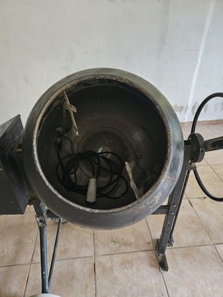 Hormigonera poco uso