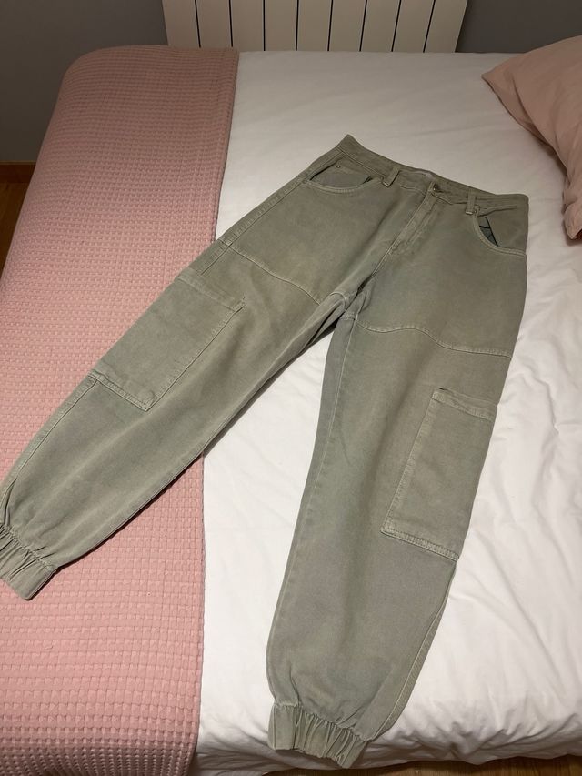 Pantalones cargo verdes