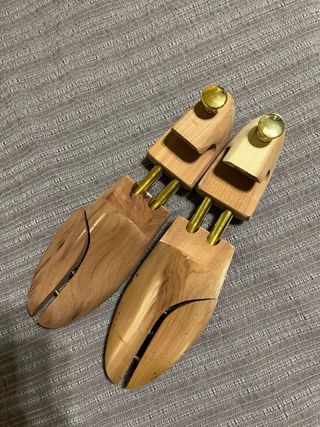 2pares de Hormas Madera Cedro 4 unidades 