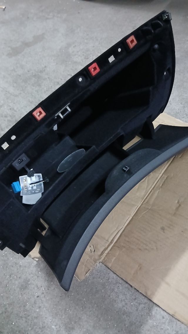 Guantera Alfa Romeo 159