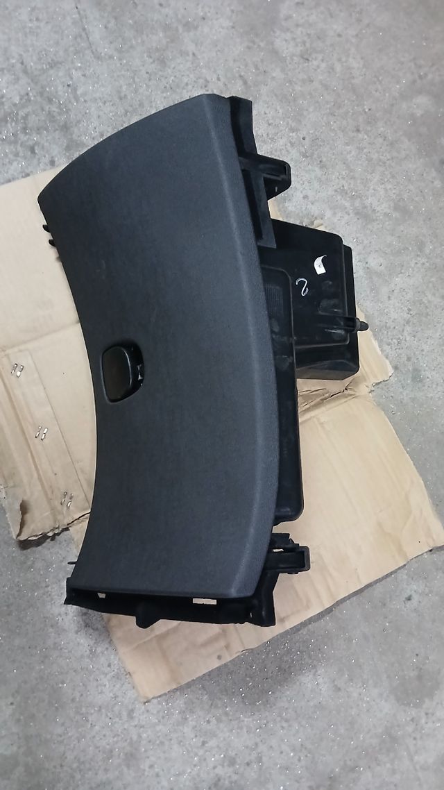 Guantera Alfa Romeo 159