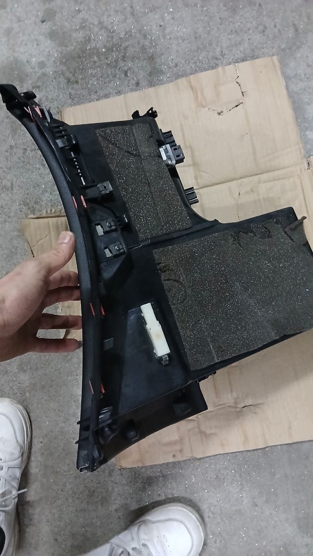 Guantera Alfa Romeo 159