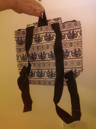 Mochila elefantes Tailandia blanca con estampado