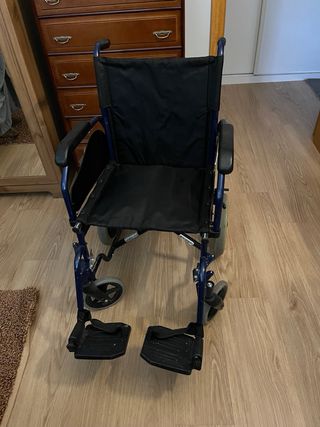 silla plegable de breezzy
Fácil de llevar ligera