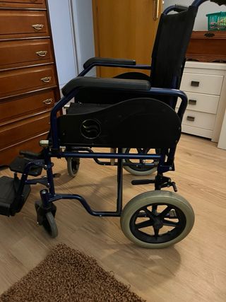 silla plegable de breezzy
Fácil de llevar ligera