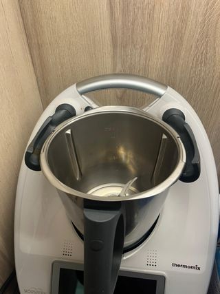 Thermomix TM6 USA y Sudamérica  negociable 