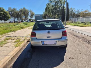Volkswagen Golf 2002