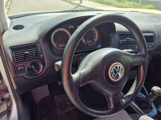 Volkswagen Golf 2002