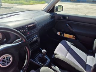 Volkswagen Golf 2002