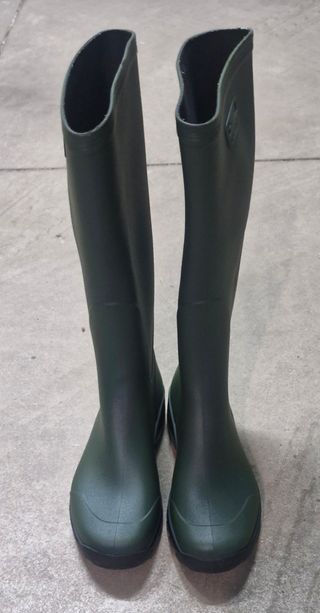 Vadeador y botas de agua