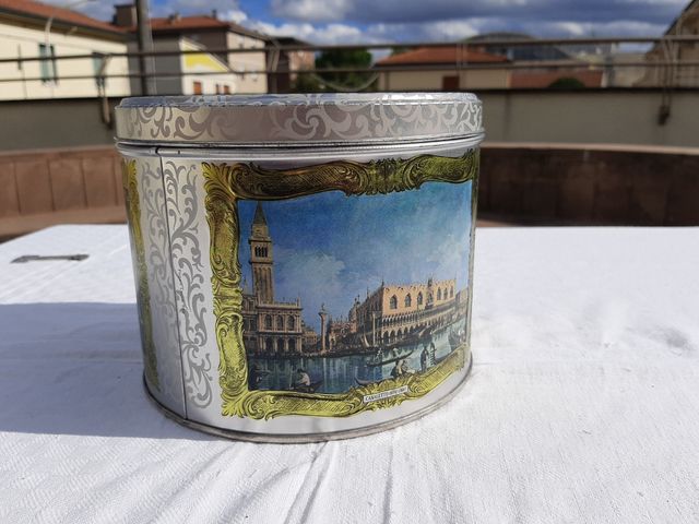 Scatola di latta tonda Canaletto