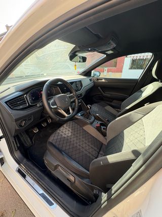 Volkswagen Polo Rline 2023