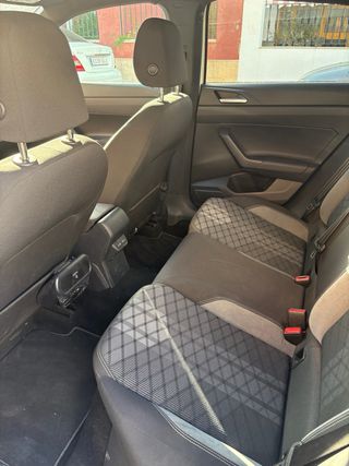 Volkswagen Polo Rline 2023