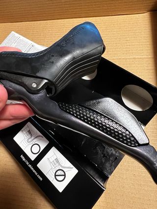 Maneta Ultegra Di2 izquierda 
PARA REPARAR!