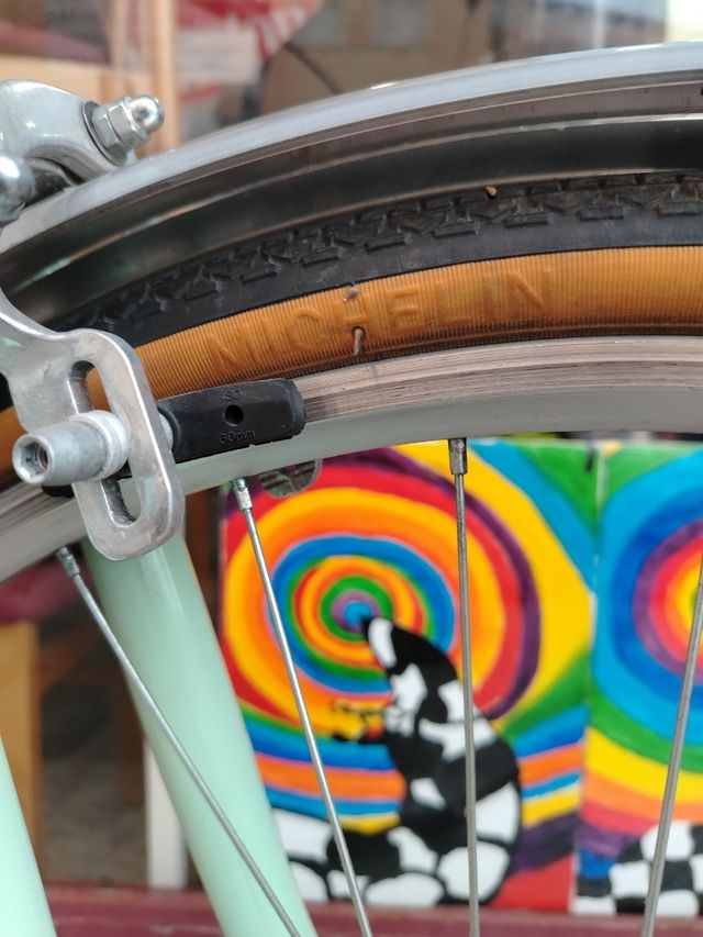 Bicicleta urbana color menta