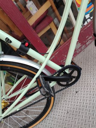 Bicicleta urbana color menta