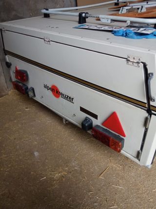 Remolque Caravana Alpen Kreuzer Prestige 