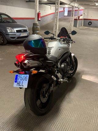 Yamaha FZ6 Fazer S2 600